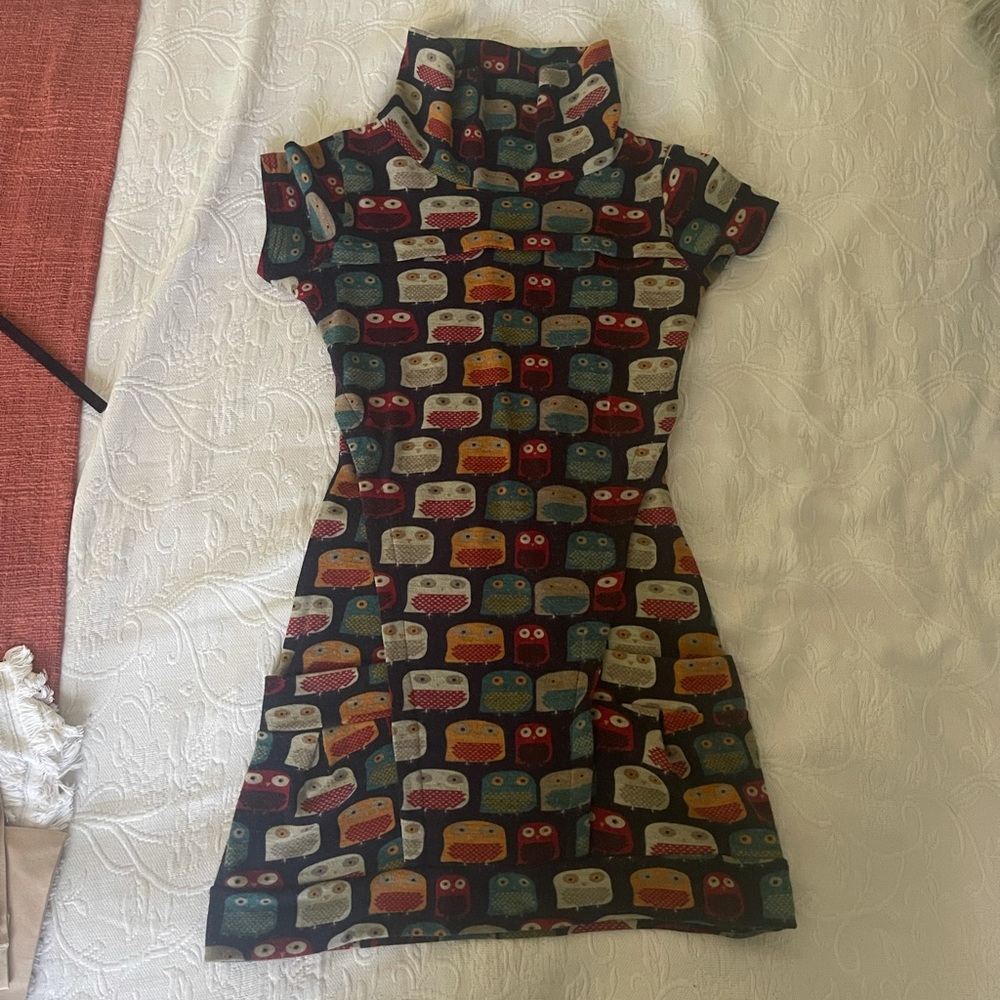 2000’s light sweater dress with owls!